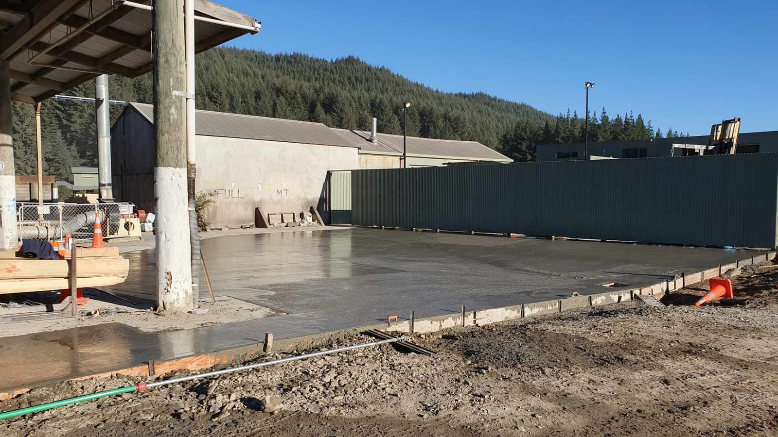 Goldpine Concrete Slabs