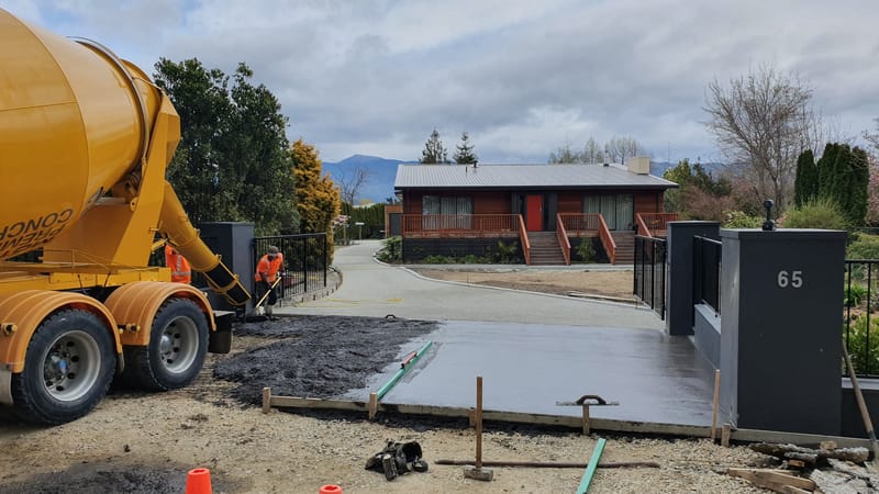 Motueka Quay Driveway