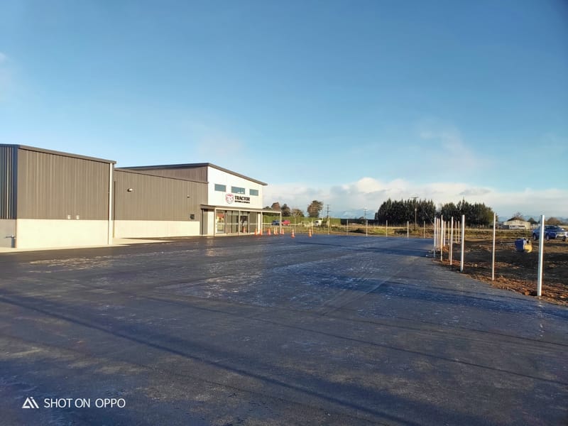 TRS Nelson AC Driveway